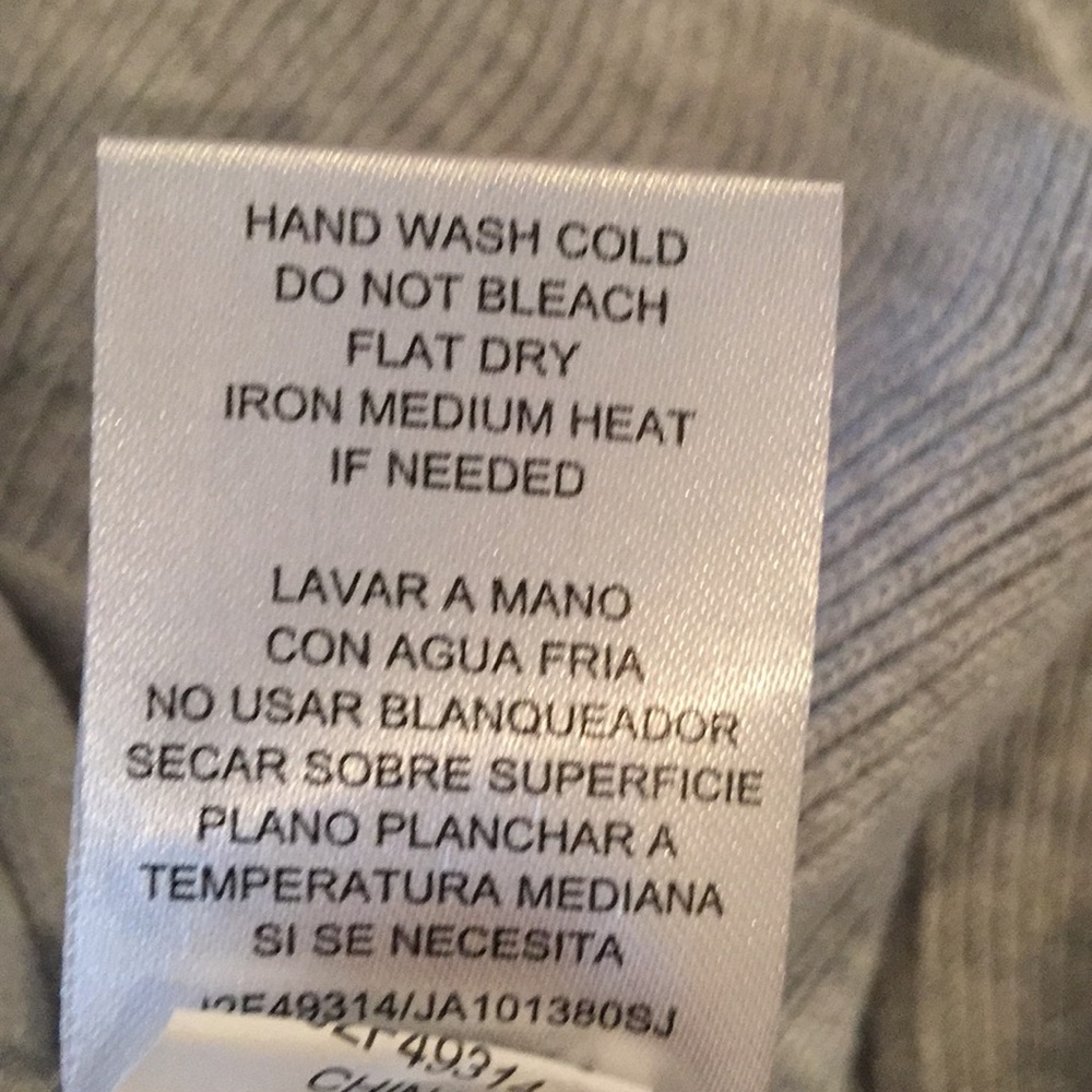 Sweater - Picture 6 of 6